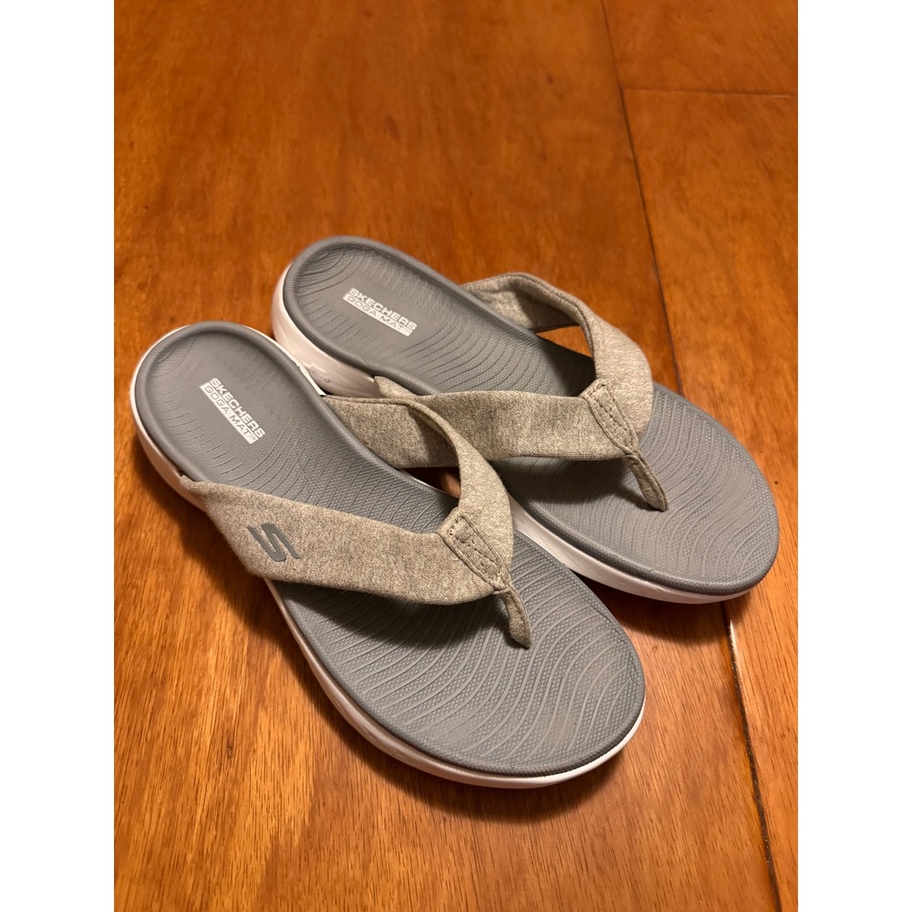 Skechers On-the-Go 600 Goga Mat Grey Thong Flip Flop Sandals Womens 8 16154S - Picture 1 of 6